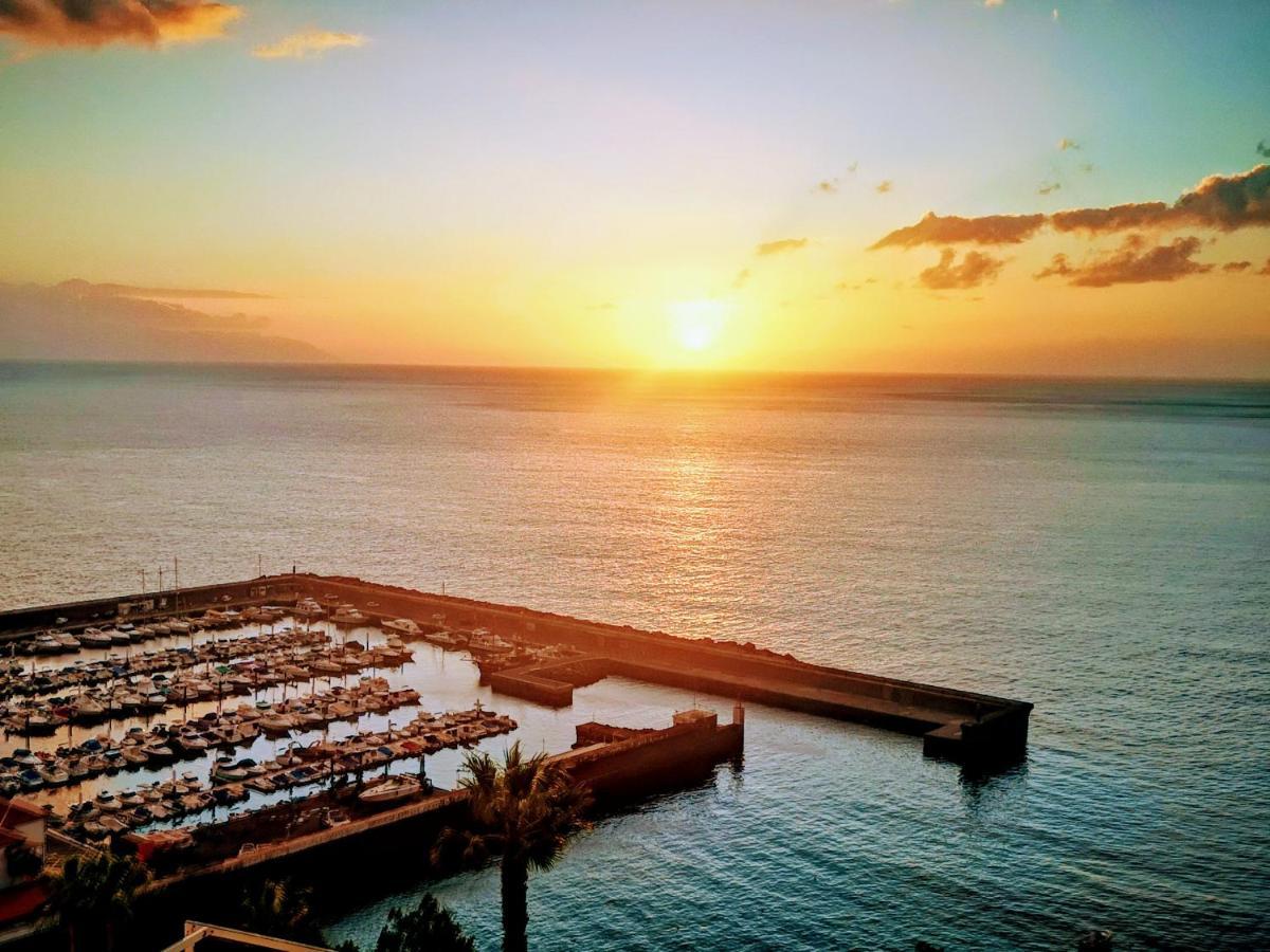 Magnificent Apt. With Sea View, Cliff & Marina Santiago Del Teide Exterior photo