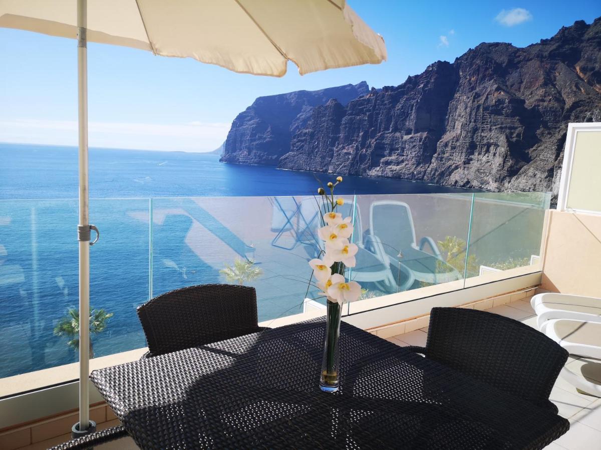 Magnificent Apt. With Sea View, Cliff & Marina Santiago Del Teide Exterior photo